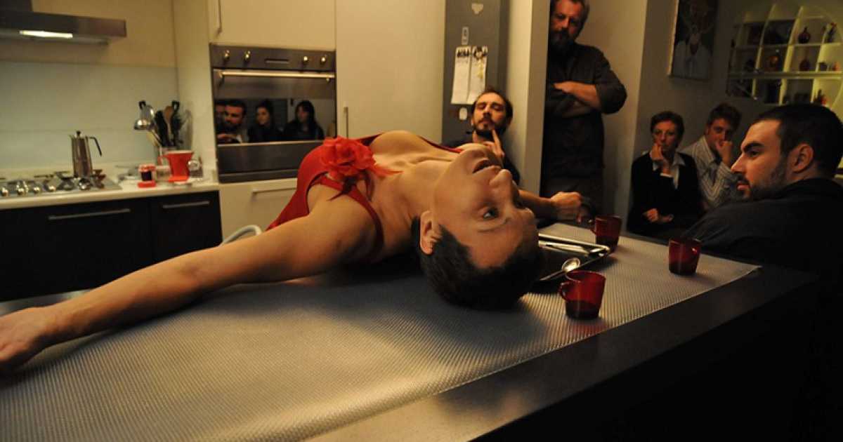 Il "teatro d'appartamento": quando gli attori si esibiscono a casa del pubblico